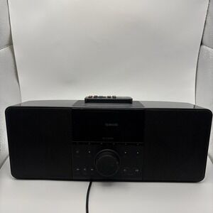 Logitech Squeezebox Boom Network Media Player with Remote Internet Radio X-RB2